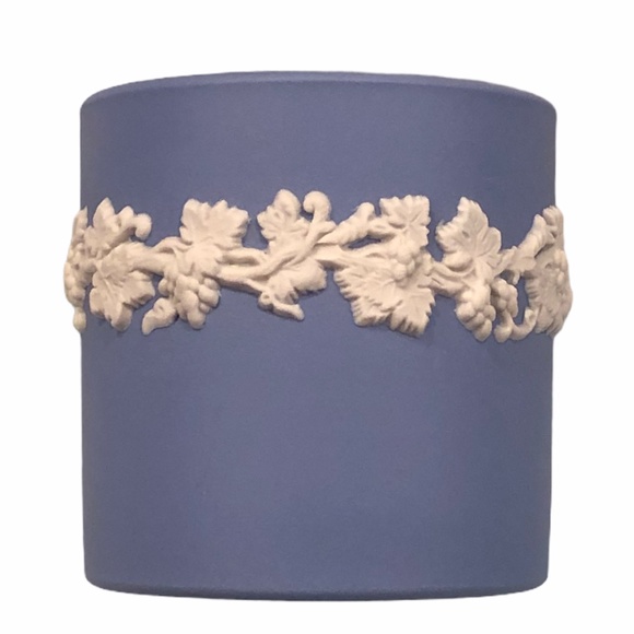 WEDGWOOD VINTAGE JASPERWARE BLUE CIGARETTE HOLDER - Picture 2 of 13